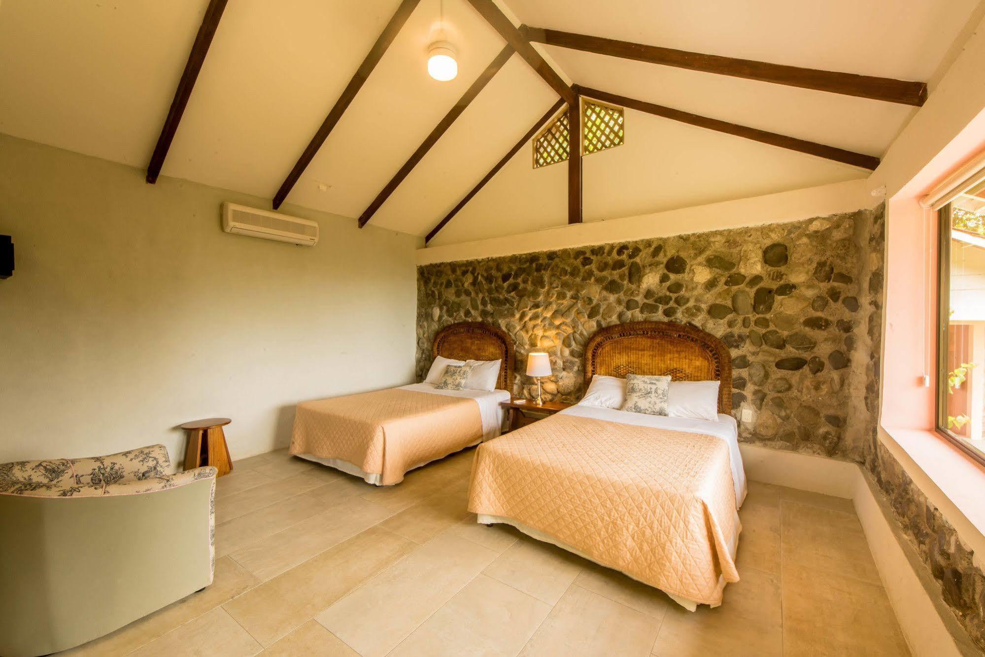 Karahe Beach Hotel Мануэль-Антонио Экстерьер фото