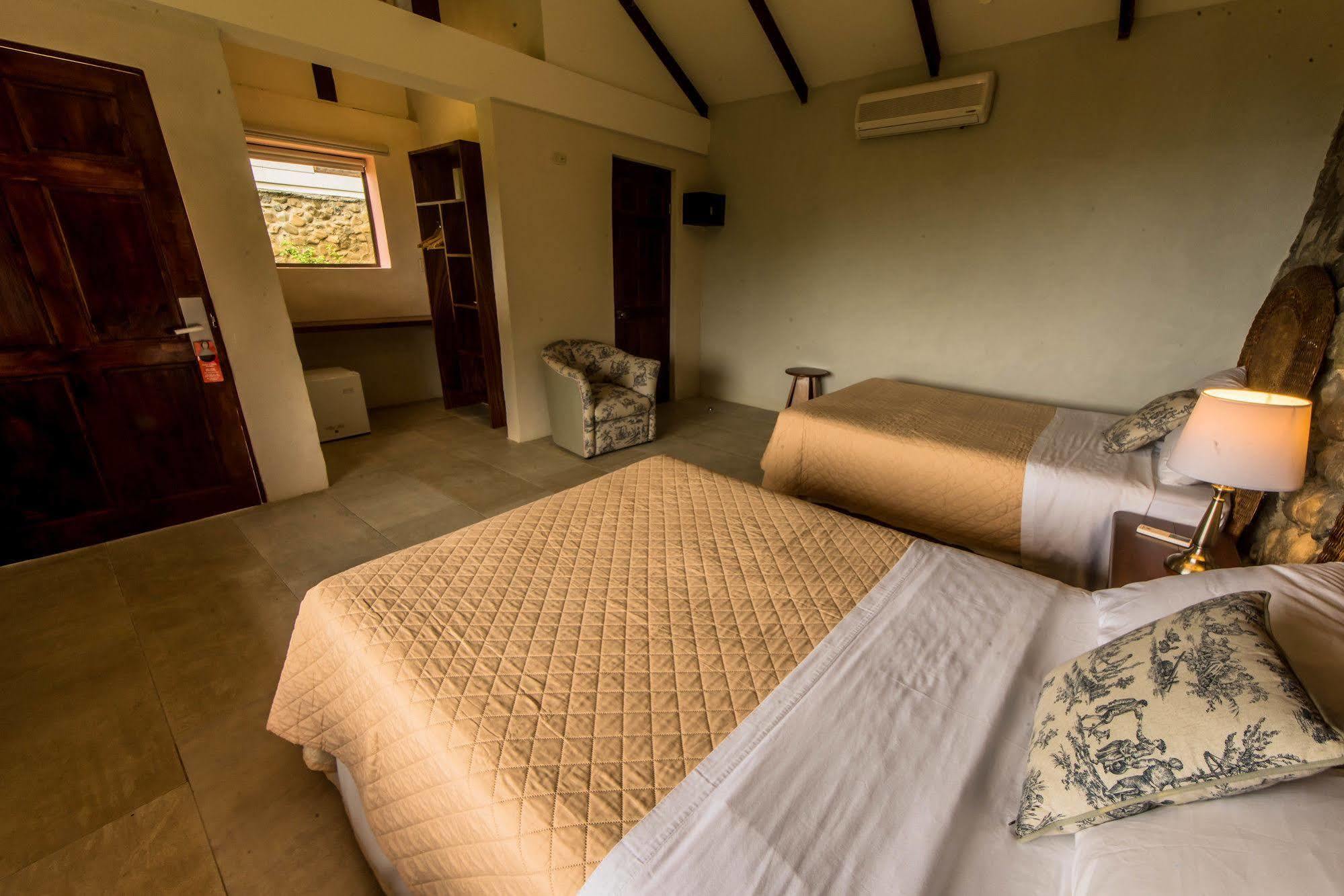 Karahe Beach Hotel Мануэль-Антонио Экстерьер фото