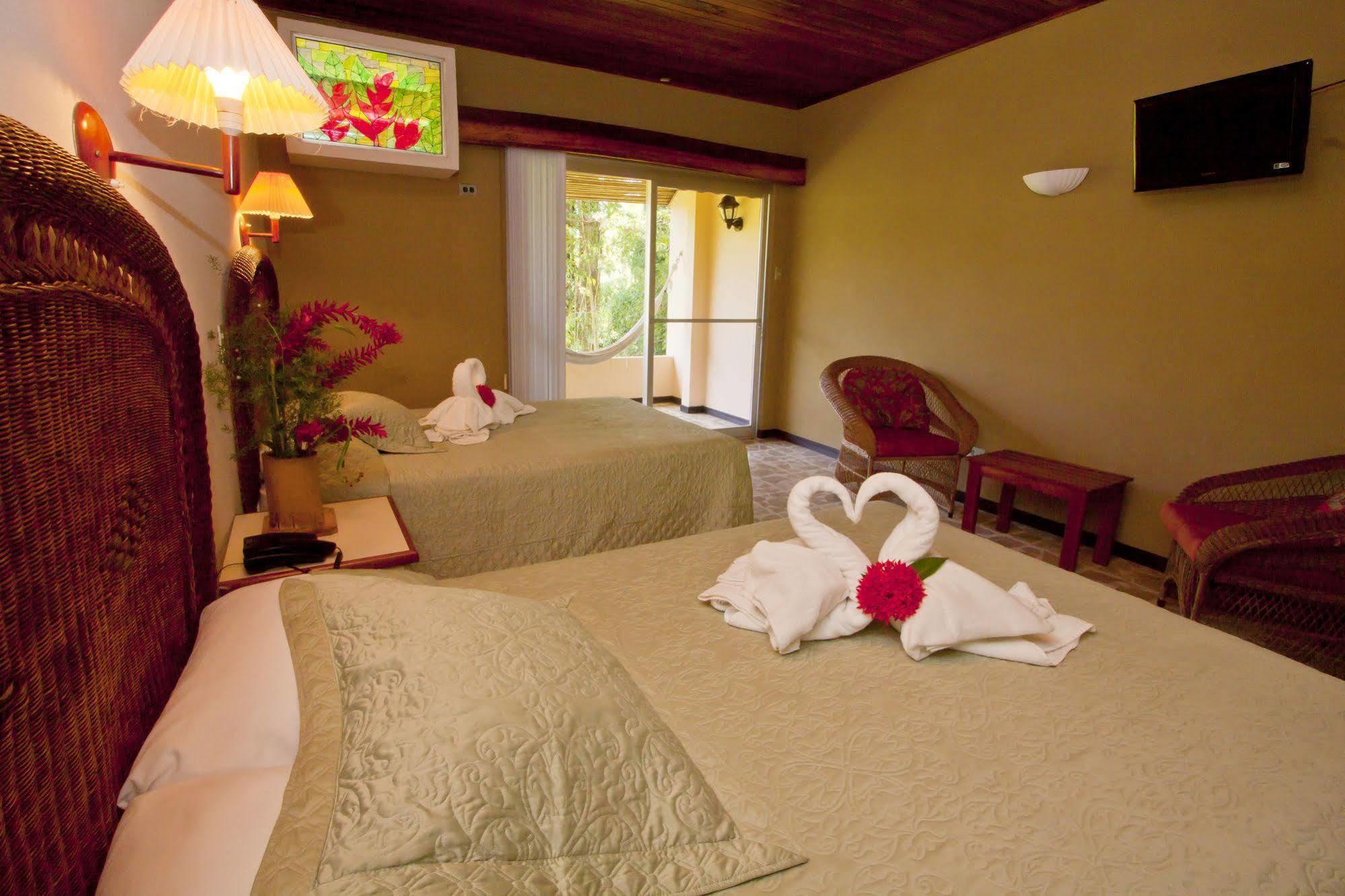 Karahe Beach Hotel Мануэль-Антонио Экстерьер фото