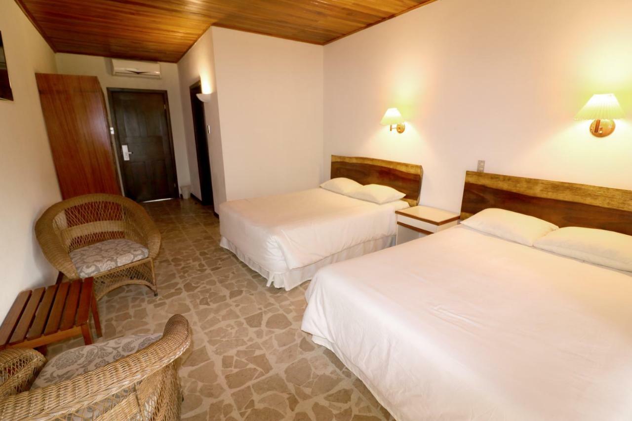 Karahe Beach Hotel Мануэль-Антонио Экстерьер фото